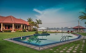Win Unity Resort Hotel